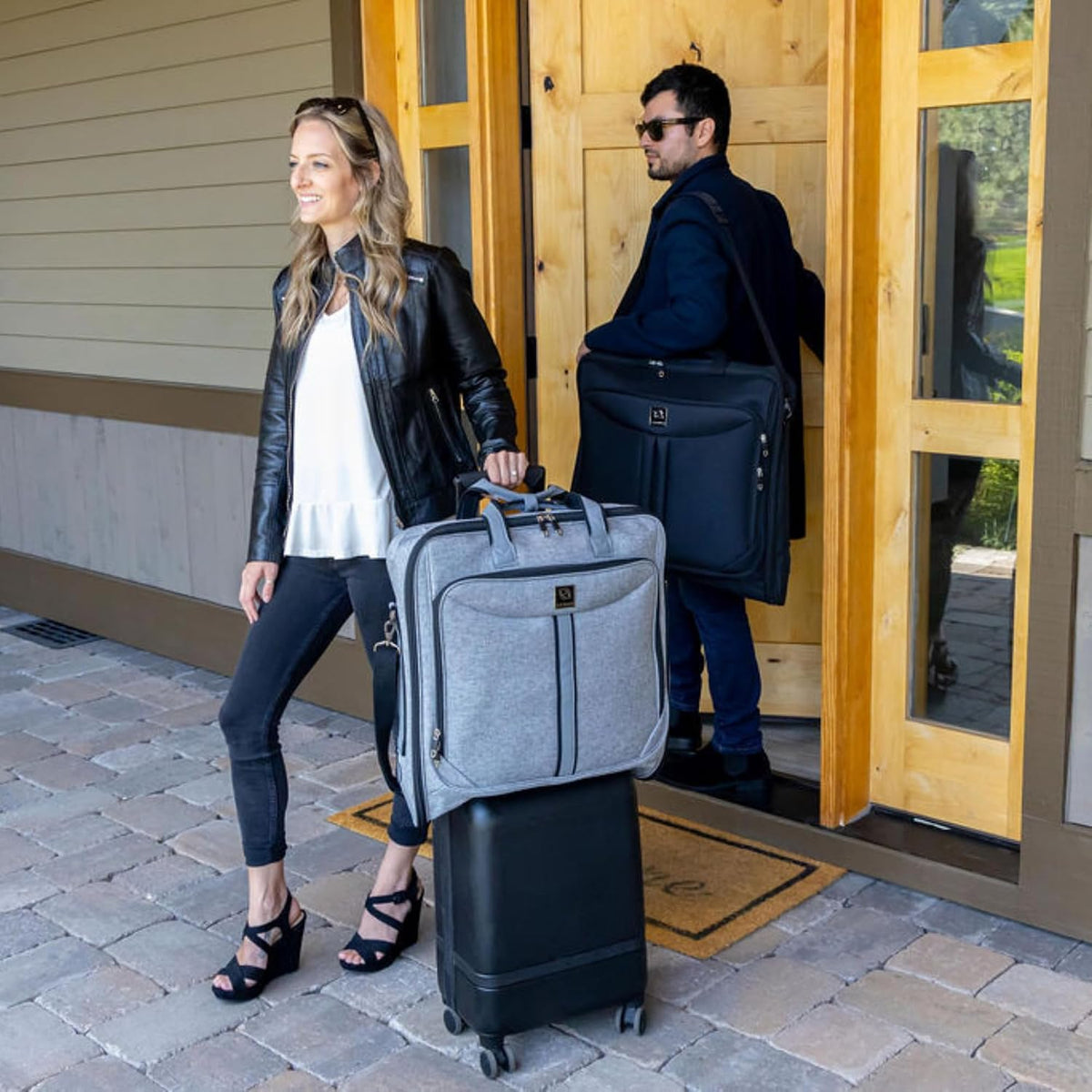 Zevora Premium Travel Garment Bags for Men and Women, 4 Pack with Hangers | 4 Pack